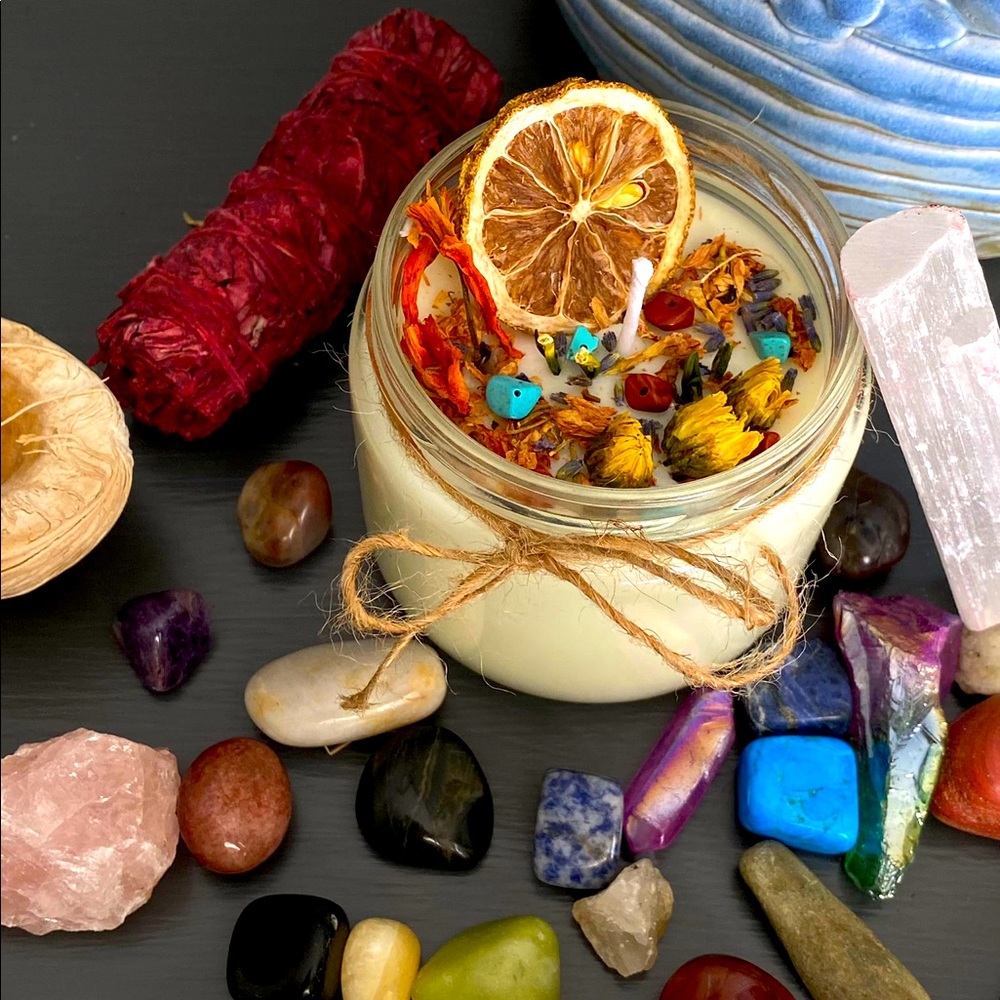 Wax soy candle with flowers!